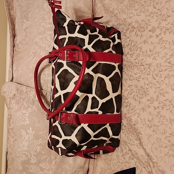 Bueno Handbags - Bueno Duffle Bag